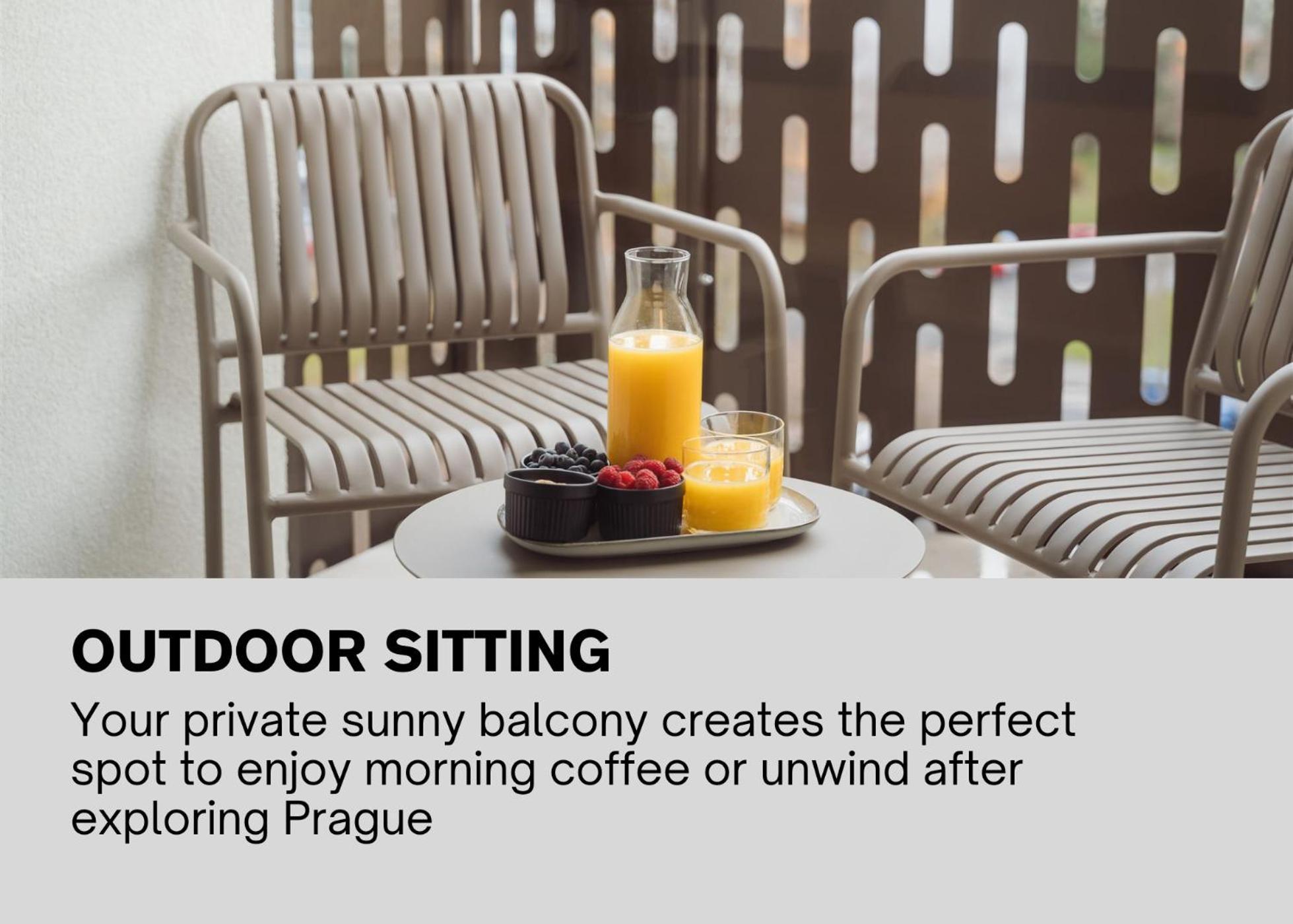 Luxury Sunny Home - Garage Parking, Metro, Balcony, Ps5 With Games Prag Exteriör bild